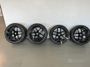 Set 4 cerchi Lamborghini huracan nuovi gommati 19"