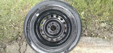 Cerchio e gomma 205/55 R16