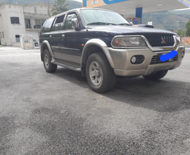 Mitsubishi l200 pajero sport 4x4