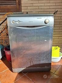 LAVASTOVIGLIE ARISTON