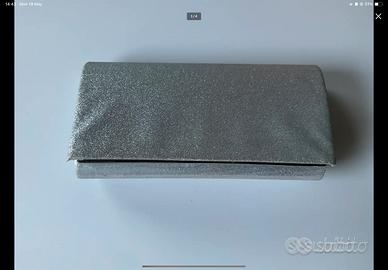Pochette brillantinata da sera