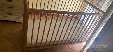 Lettino Ikea con materasso