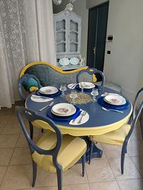 Tavolo e sedie 