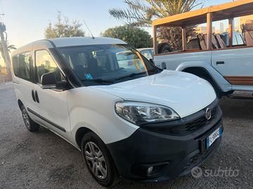 Fiat doblo 5 posti fatturabile garanzia