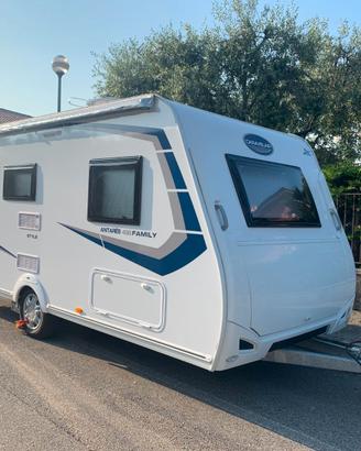 Caravan Caravelair Antarex 466 family style