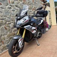 BMW S1000XR