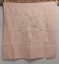 Tovaglietta ricamata primo 900