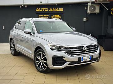 Volkswagen Touareg 3.0 V6 TDI SCR Black Style Gara