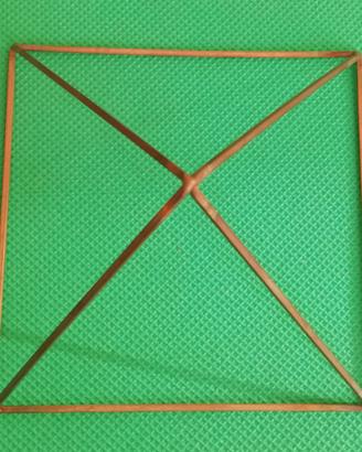 PIRAMIDE ENERGETIZZANTE ARTIGIANALE IN RAME
