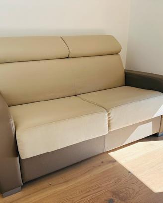 Divano letto in perfette condizioni