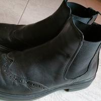 Stivaletti neri Chelsea uomo num 41