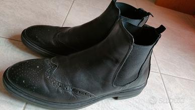 Stivaletti neri Chelsea uomo num 41