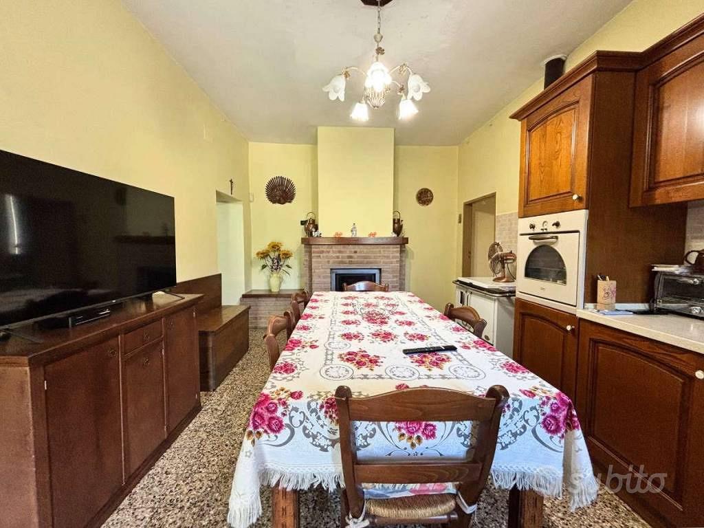 Rustico / Casale di 110 m² con 3 locali a Anghiari - Vista 5
