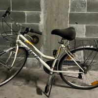 Bicicletta  Atala Donna City Bike Travel 28"