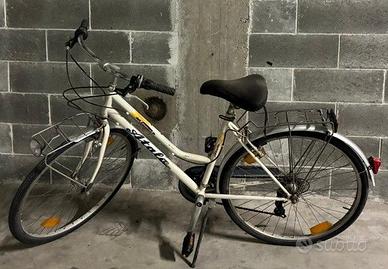 Bicicletta  Atala Donna City Bike Travel 28"