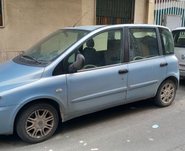 Auto motore rotto 3496037445 500 euro trattabili