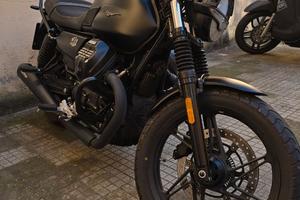 Moto guzzi v7 Stone 2021