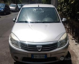 Dacia Sandero 1 serie gpl
