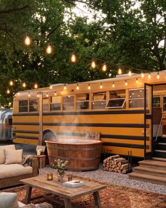 American Schoolbus 9.5 mt camper/glamping viaggio