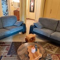 coppia divani artigianali vera pelle + tessuto