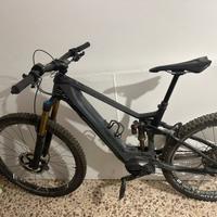 Bici mountainbike e-bike discesa  MERIDA