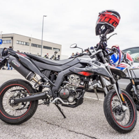 Aprilia sx motard