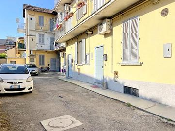 2 LOCALI A CORNAREDO