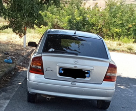 Opel Astra 2002 1.6 benzina