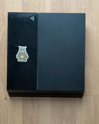 Playstation 4 + cuffie e 2 controller