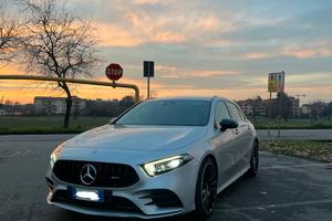 Classe A Amg Line Premium