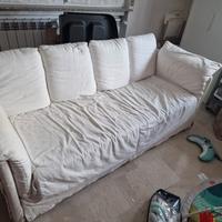 divano tre posti bianco 