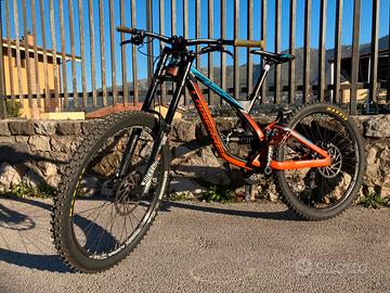 LAPIERRE GRAVITY REPUBLIC DH527