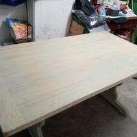 tavolo da arredo per casa stile provenzale