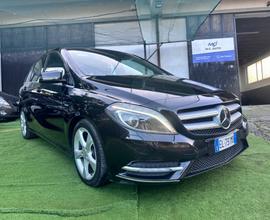 M.B. B180 1.8CDI 109CV MOTORE MERCEDES -2012