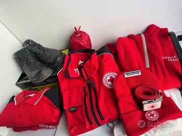 Lotto divisa Croce Rossa Italiana