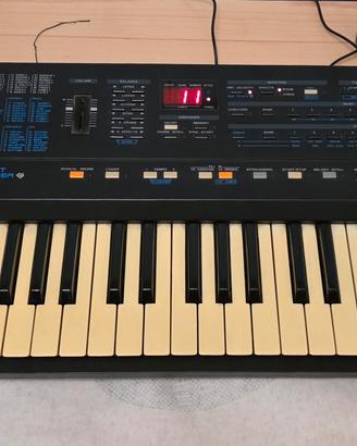 pianola Roland E 15 con supporto 