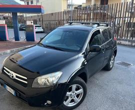 Toyota rav 4 Luxury