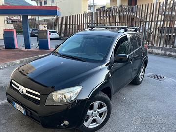 Toyota rav 4 Luxury