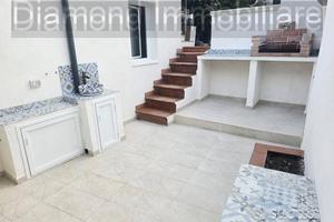 Casa singola con cortile a Torre Archirafi-Riposto