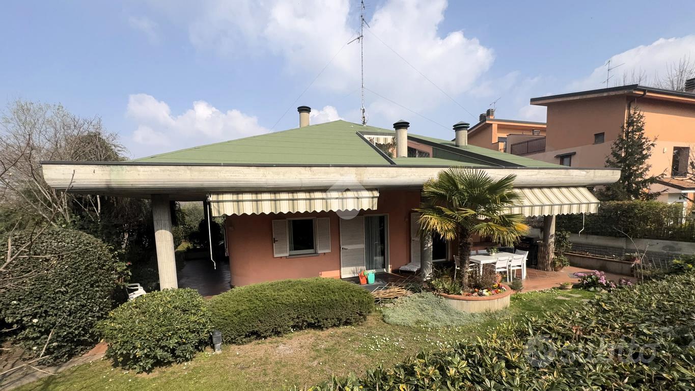 VILLA SINGOLA A MONZA - Vista 5