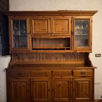 Arredamento in legno massello 