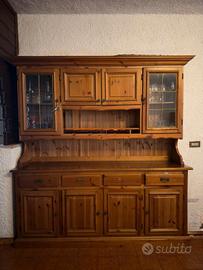 Arredamento in legno massello 