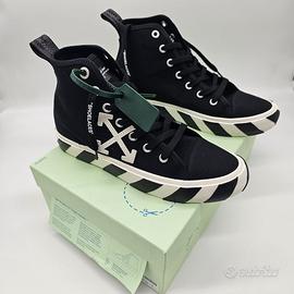 Scarpe OFF-WHITE modello converse