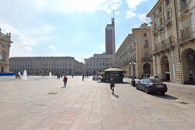 Luminoso monolocale pressi piazza castello