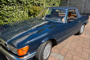 Mercedes SL d’epoca.