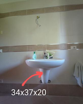 Lavabo e colonna scarico bagno
