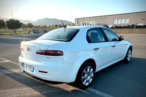 Alfa Romeo 159 1.9 8v JTDM 120cv – 2010
