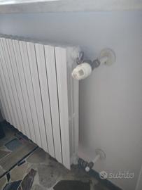  Termosifoni in ghisa più termovalvole