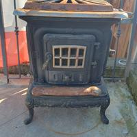 antica stufa a legna