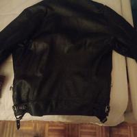 chiodo in pelle